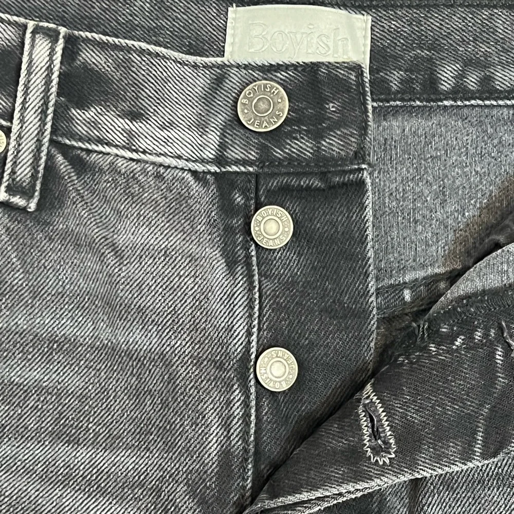 Boyish The Cody High Rise Shorts In Indigo Size 26